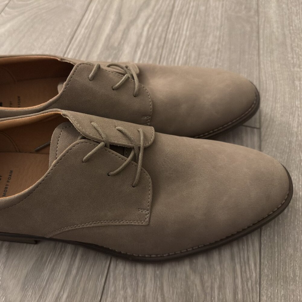 Tan Dress Sneakers. Size 10.